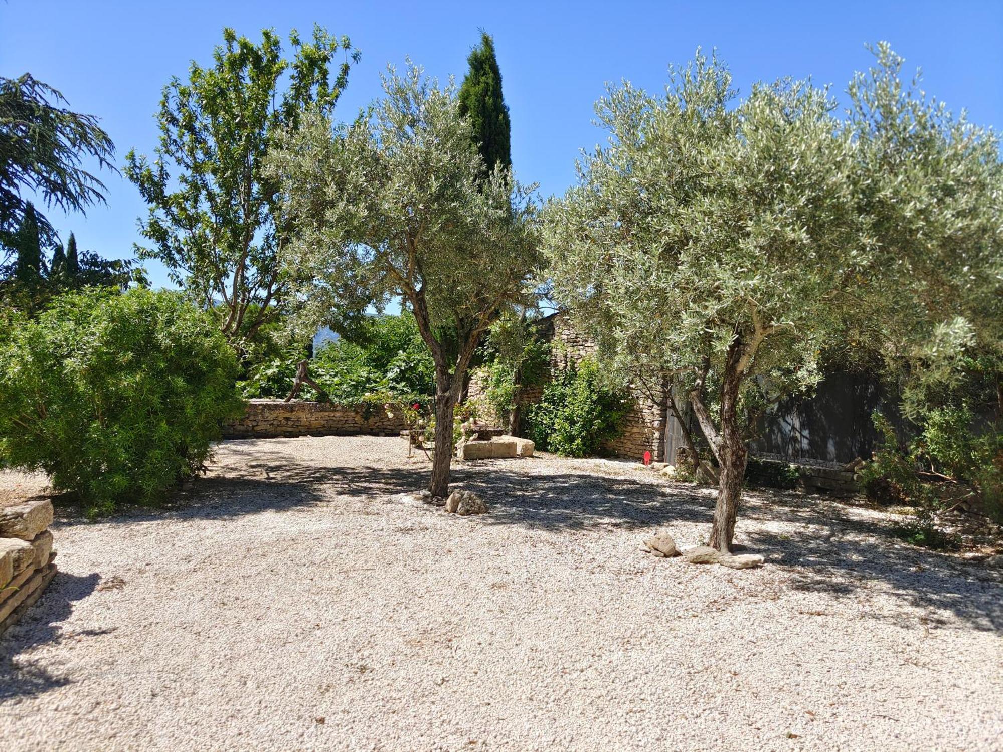 Rue Du Chateau A Cabrieres D'Avignon Bed & Breakfast Exterior foto