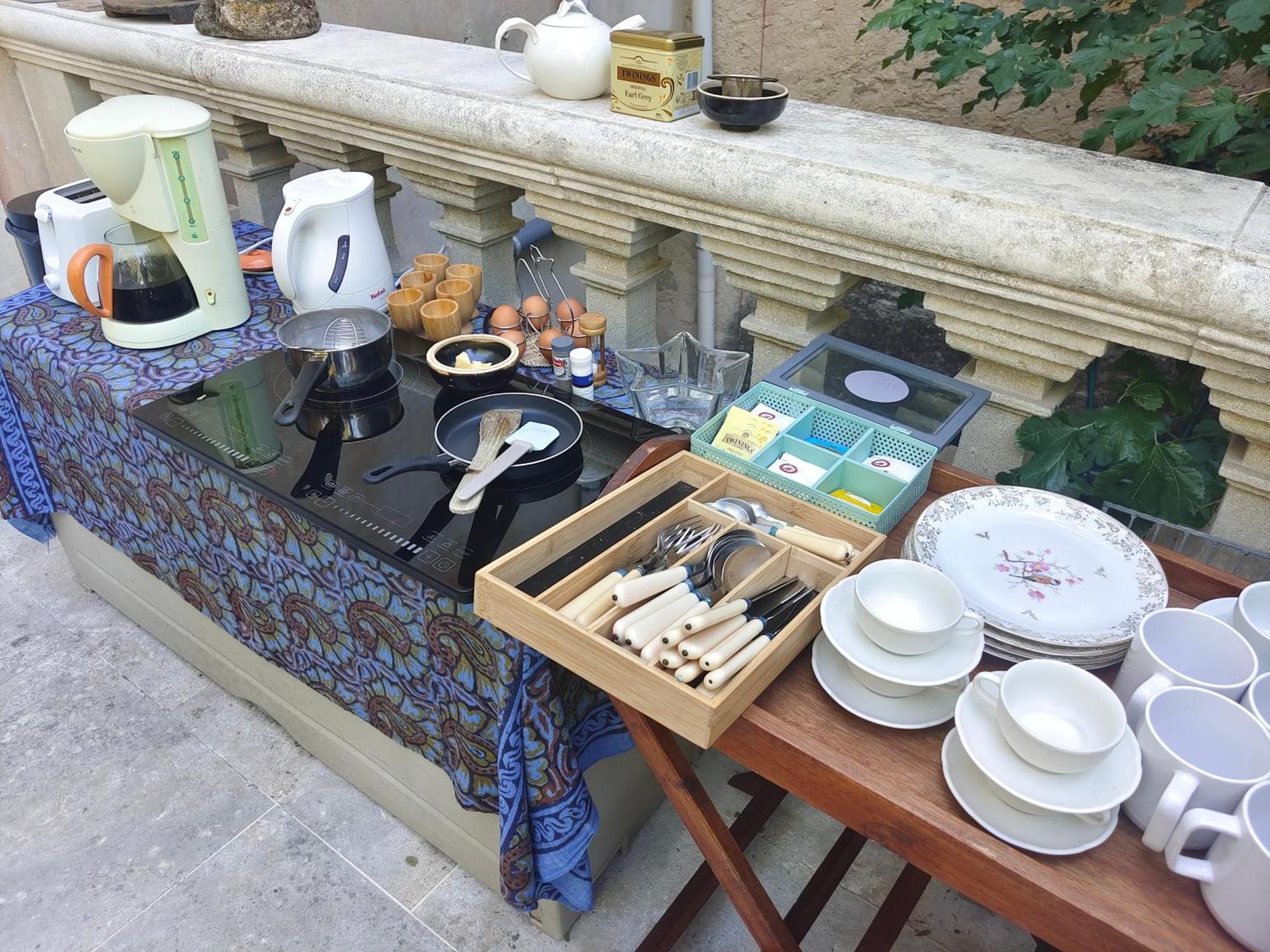 Rue Du Chateau A Cabrieres D'Avignon Bed & Breakfast Exterior foto