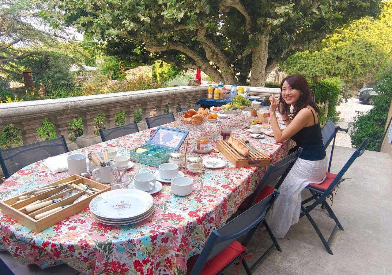 Rue Du Chateau A Cabrieres D'Avignon Bed & Breakfast Exterior foto