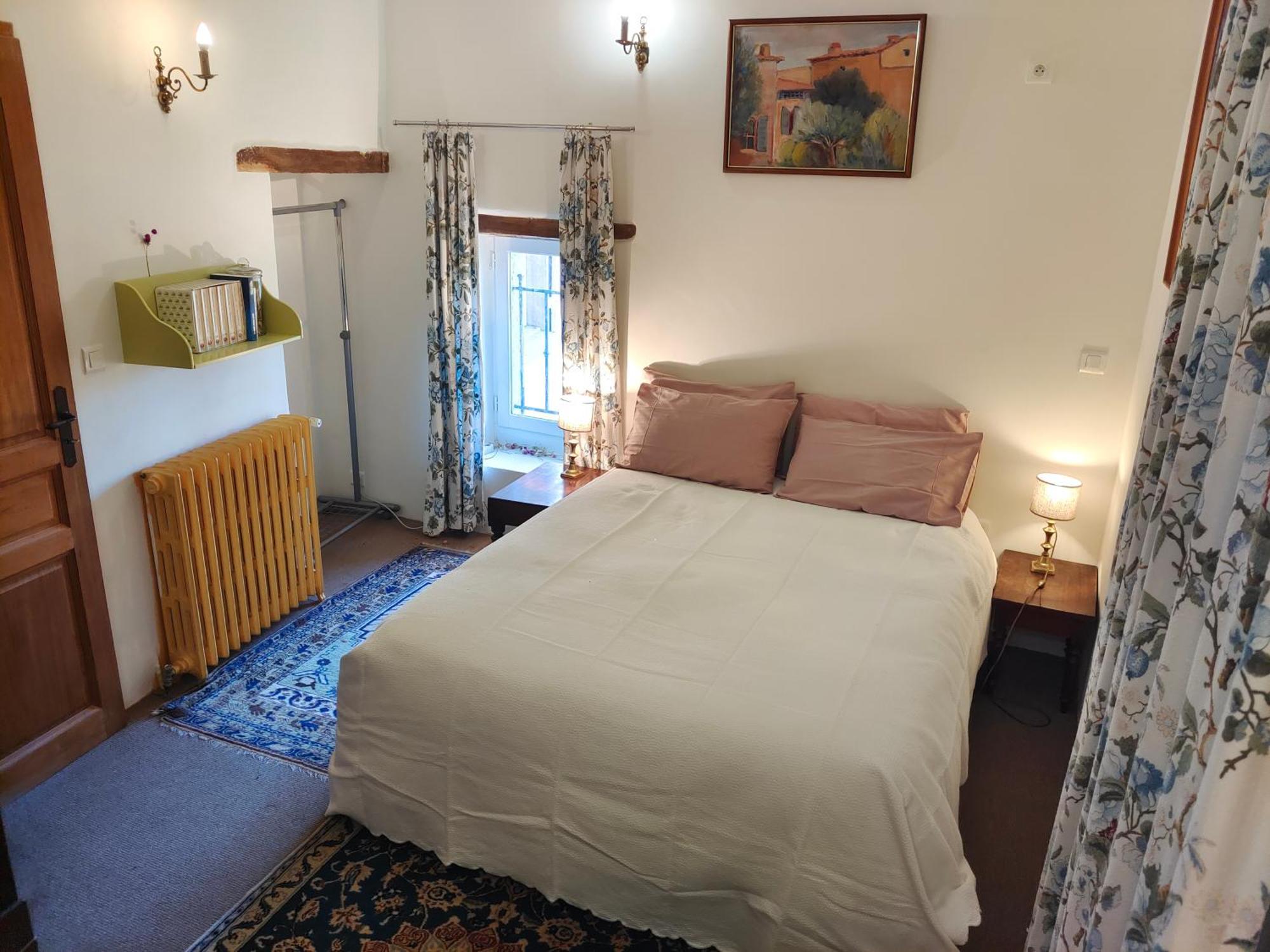 Rue Du Chateau A Cabrieres D'Avignon Bed & Breakfast Exterior foto
